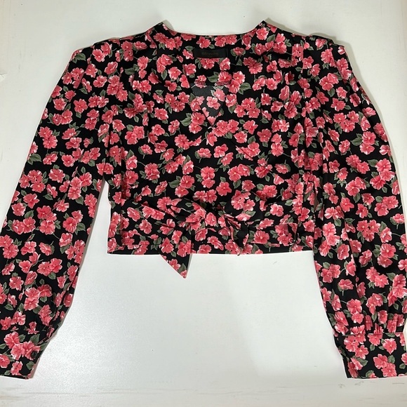 Storets Floral Long Sleeve V Neck Crop Top Sz S/M C5 - Picture 1 of 3